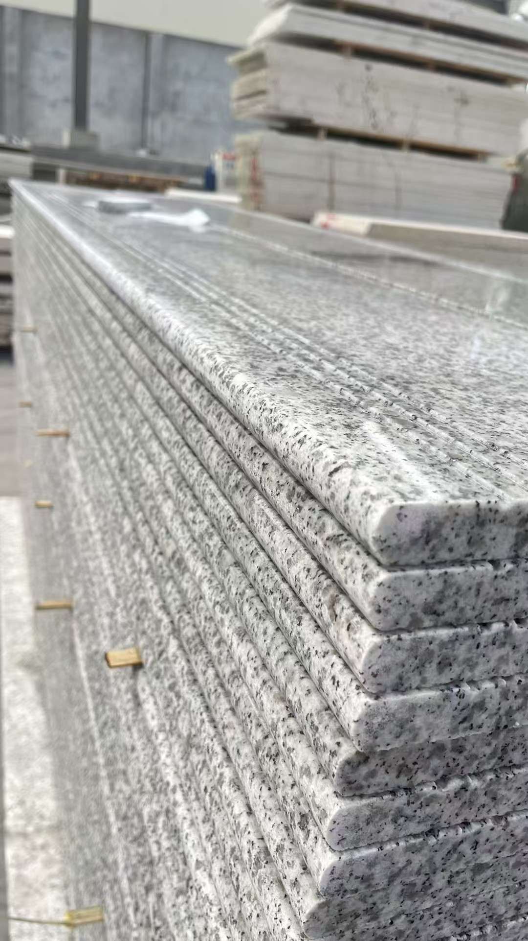 保定芝麻白楼梯踏步 花岗岩楼梯板材