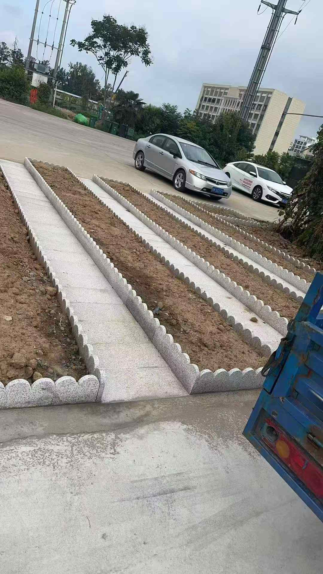 保定芝麻白花边石